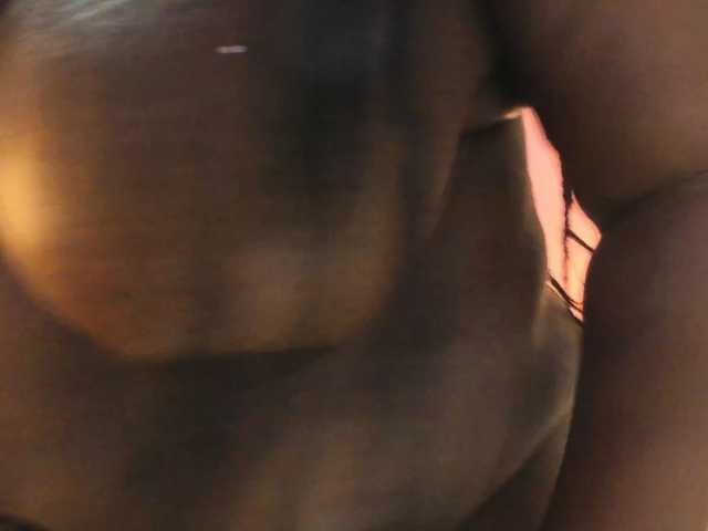 MilaBreast live cam on BongaCams