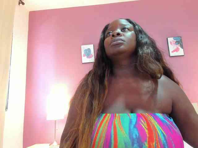 MilaBreast webcam
