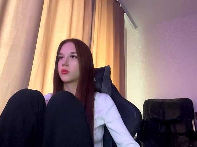 OliviaSkims live cam on BongaCams