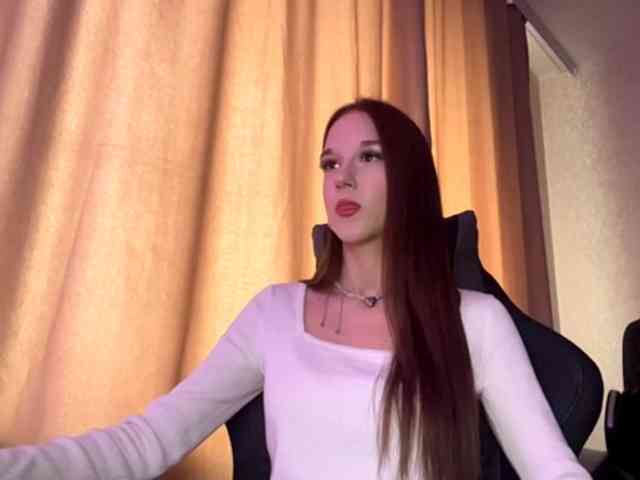 Model: OliviaSkims