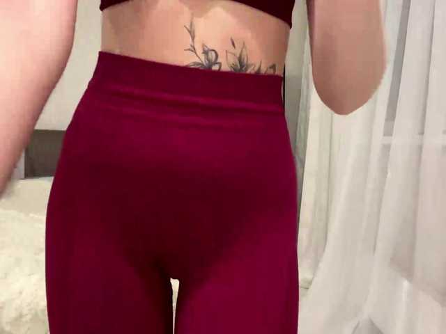 KristinaSkims live cam on BongaCams