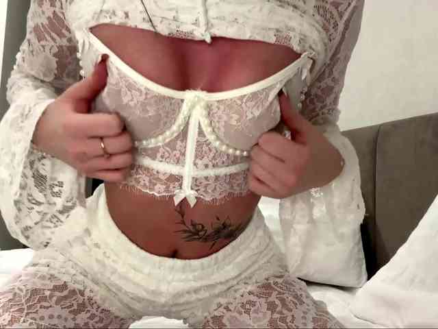KristinaSkims webcam