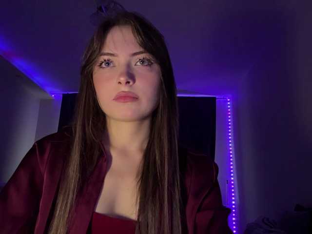 OlyaPuzz live cam on BongaCams