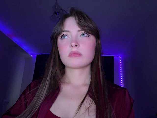 OlyaPuzz live cam on BongaCams