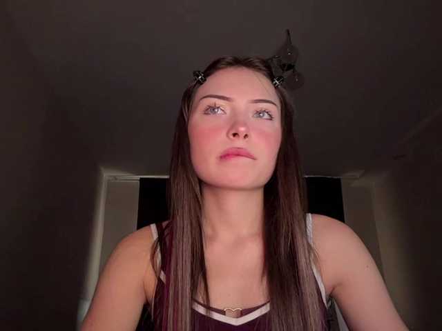 OlyaPuzz live cam on BongaCams