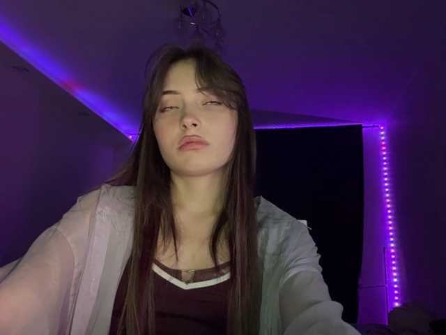 OlyaPuzz live cam on BongaCams