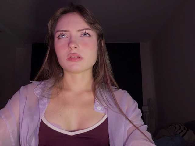 OlyaPuzz live cam on BongaCams