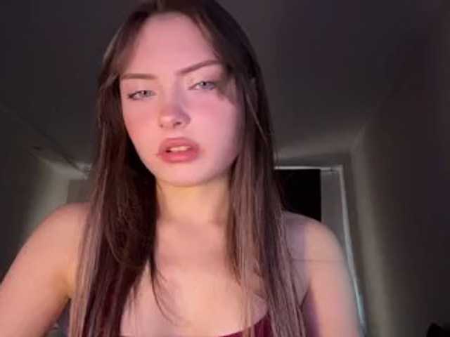 OlyaPuzz live cam on BongaCams