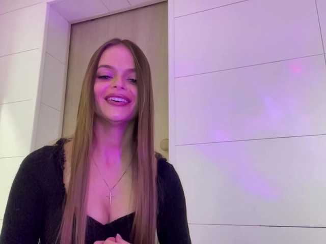 CharlotteMiu live cam on BongaCams