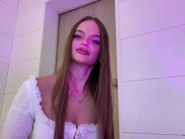 CharlotteMiu webcam