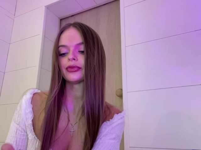 CharlotteMiu webcam
