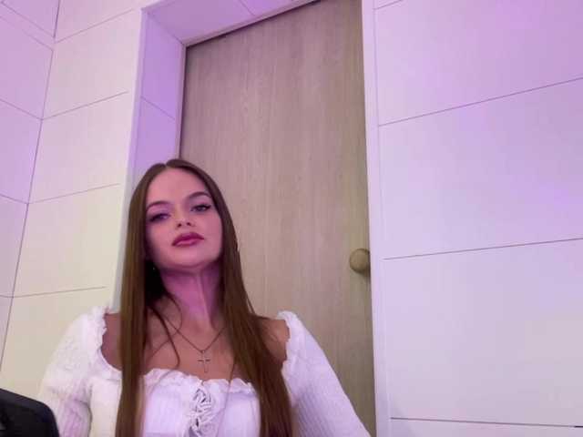 CharlotteMiu webcam