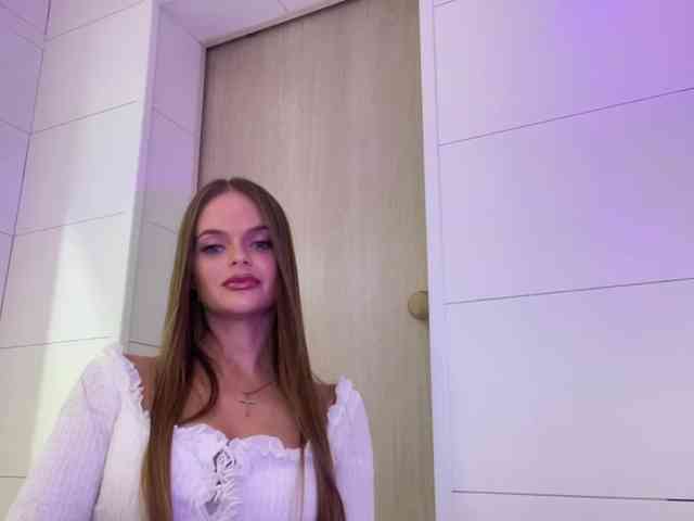CharlotteMiu webcam