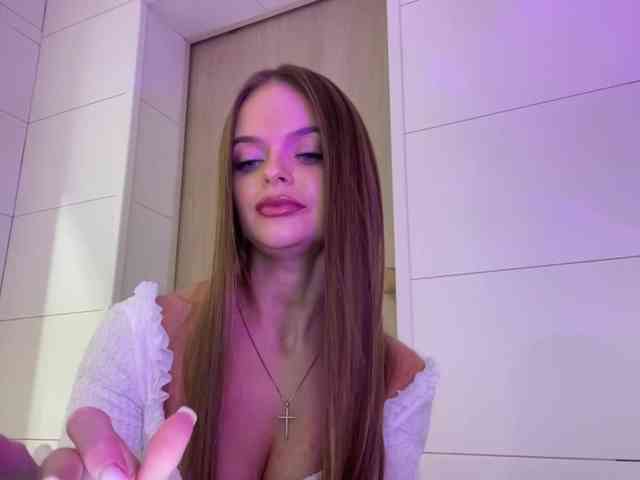 CharlotteMiu webcam