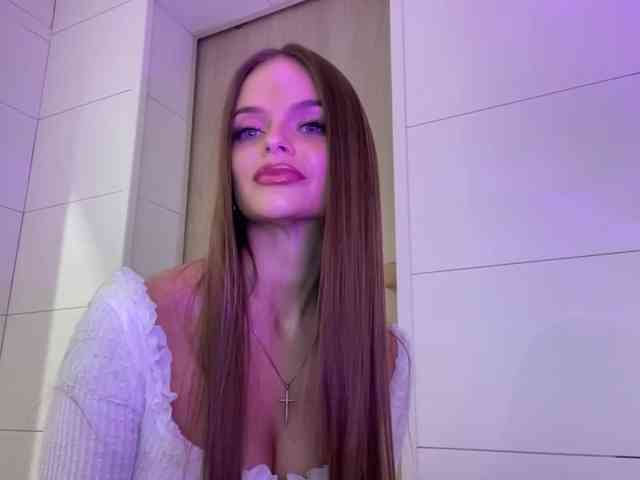 CharlotteMiu webcam