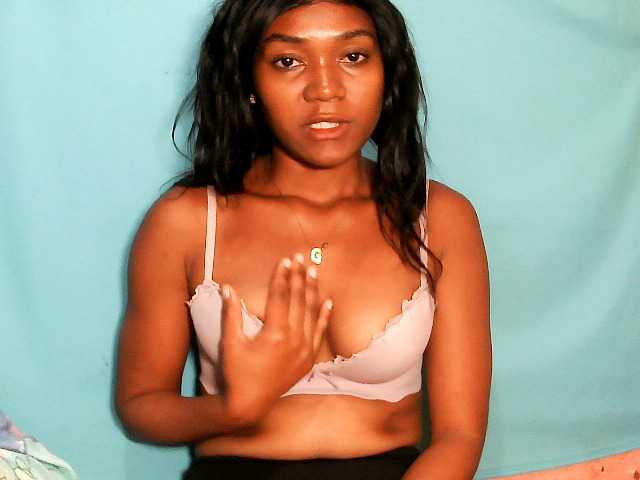 Tania6668 live cam