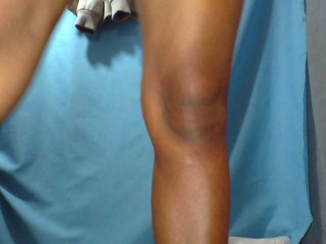 Tania6668 live cam on BongaCams