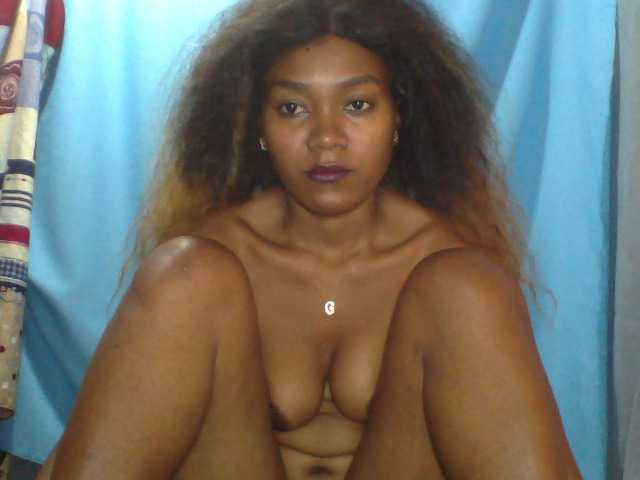 Tania6668 live cam preview
