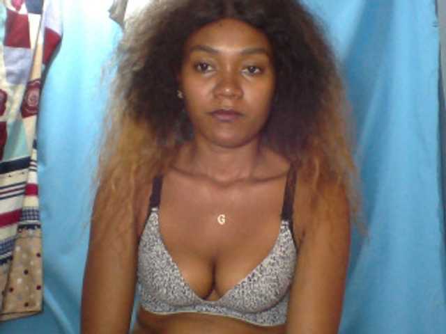 Tania6668 live cam preview