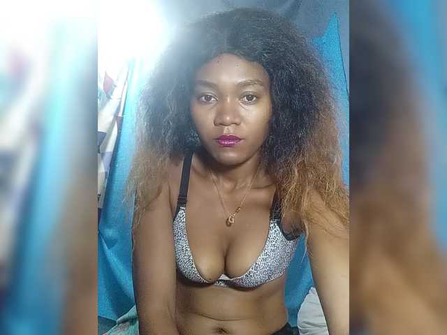 Tania6668