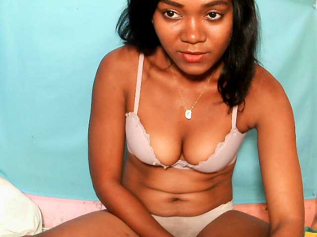 Webcam performer Tania (Tania6668) online show Tania (Tania6668)