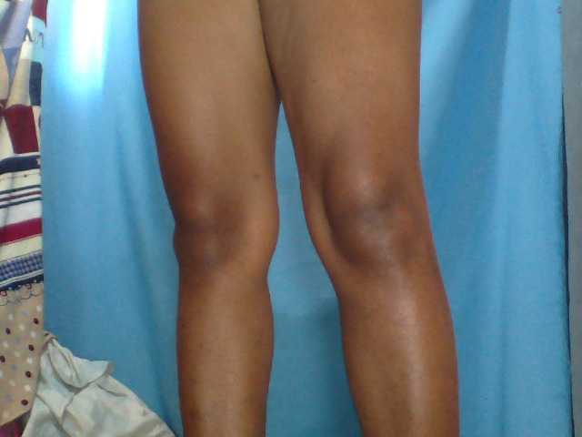Tania6668 live cam on BongaCams