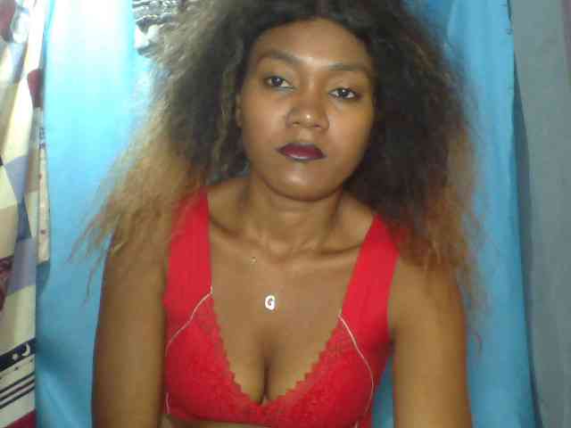Tania6668 webcam