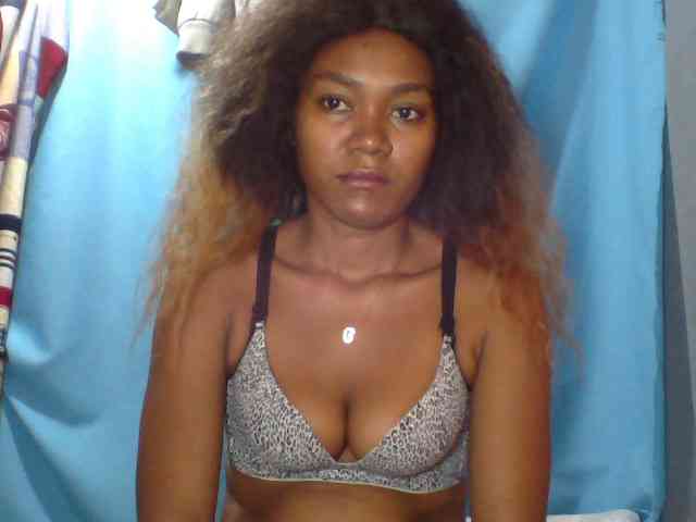 Tania6668 webcam