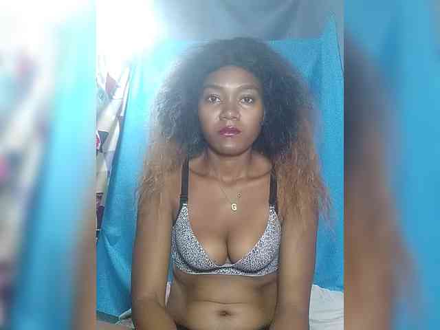 Tania6668 webcam
