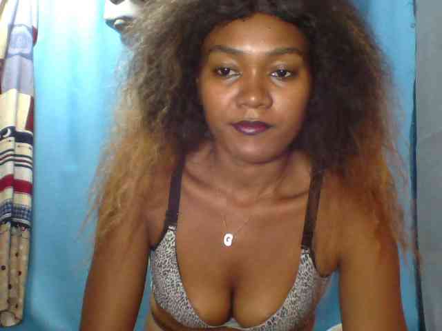Tania6668 webcam