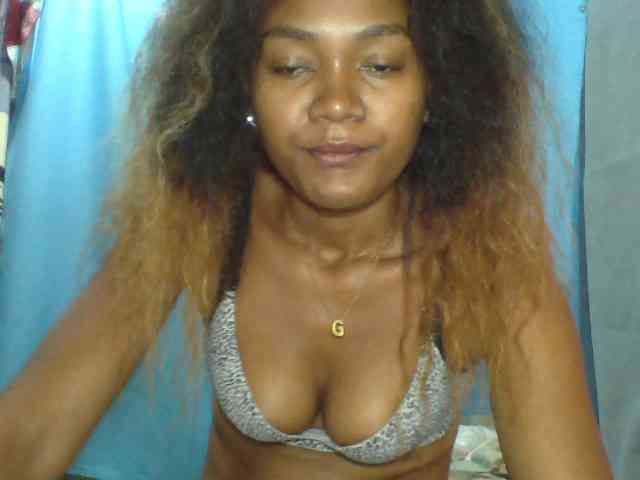 Tania6668 webcam