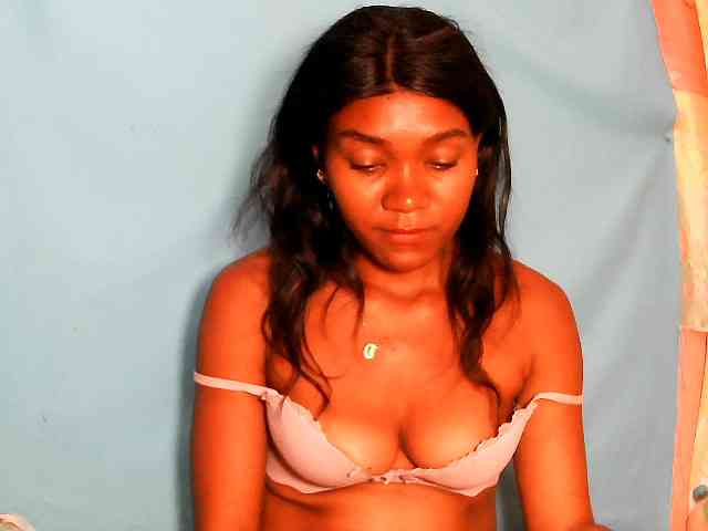 Tania6668 webcam