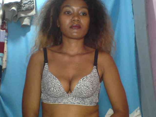 Tania6668 webcam
