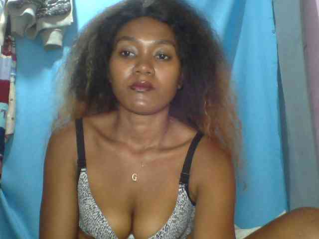 Tania6668 webcam