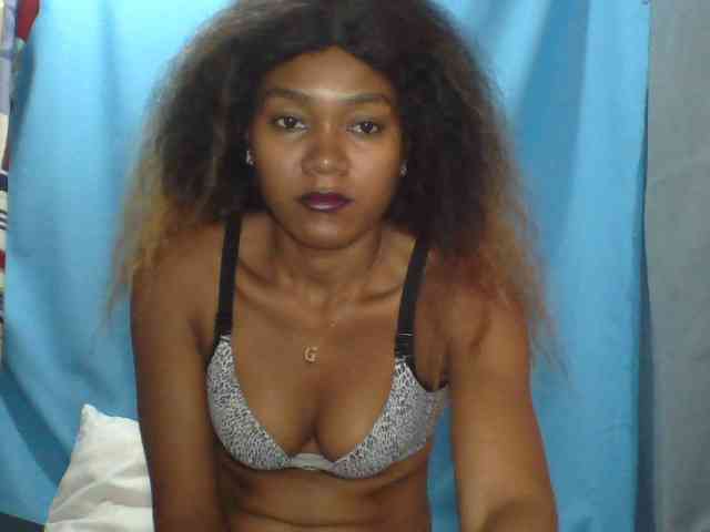 Tania6668 webcam