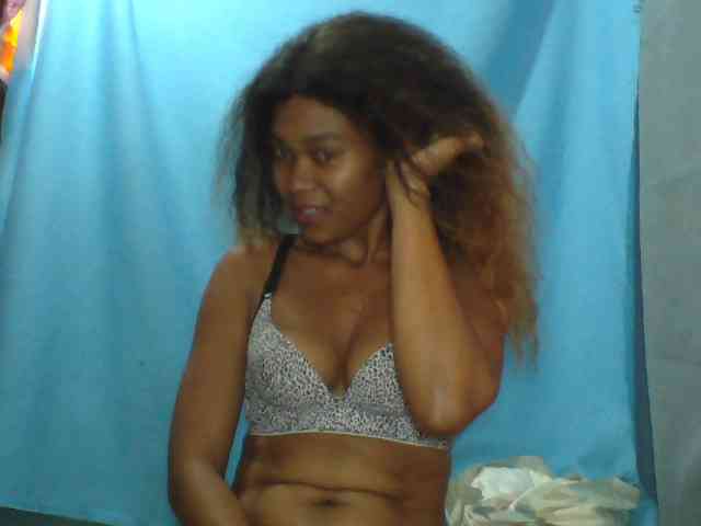 Tania6668 webcam