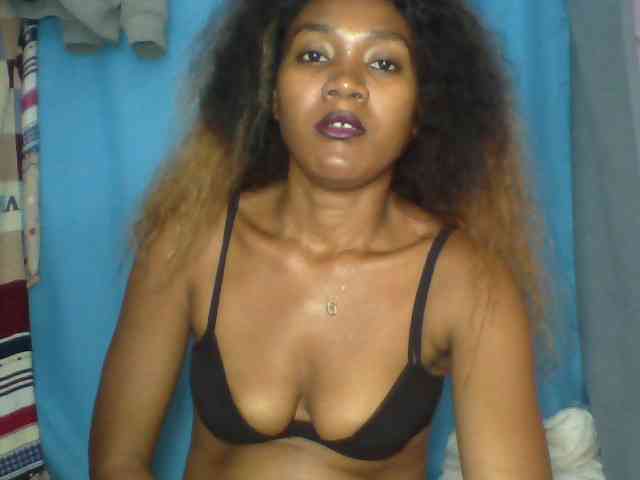 Tania6668 webcam