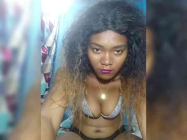 Tania6668 webcam