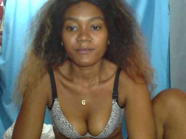 Tania6668 webcam