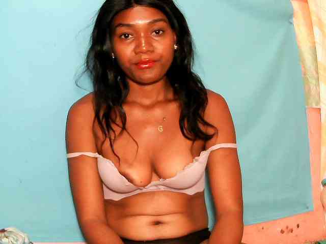 Tania6668 webcam