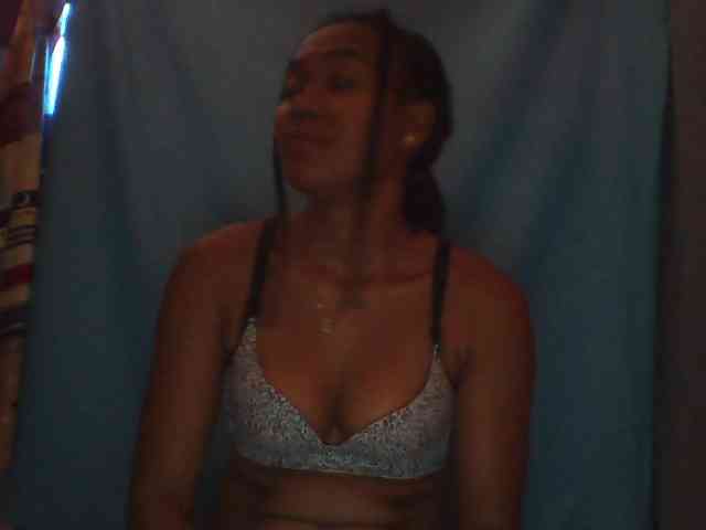 Tania6668 webcam