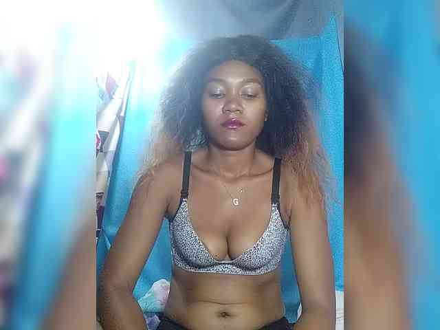 Tania6668 webcam