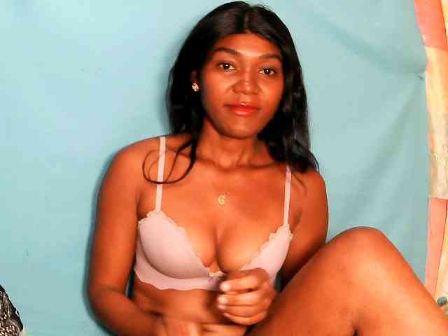 Tania6668 webcam