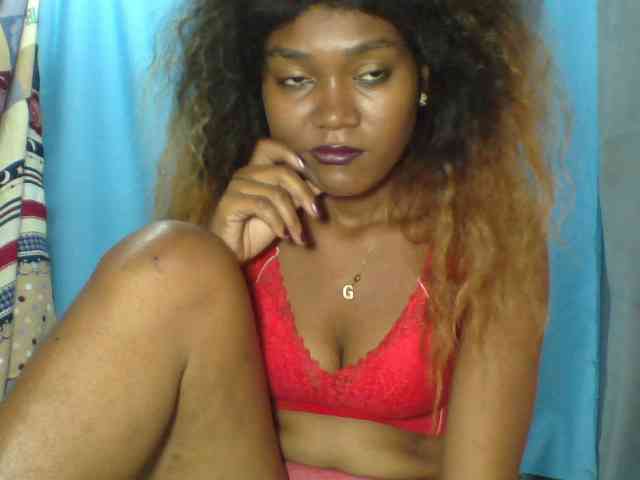 Tania6668 Live Webcam on BongaCams
