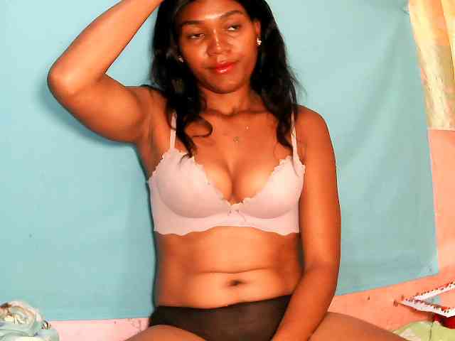 Tania6668 webcam