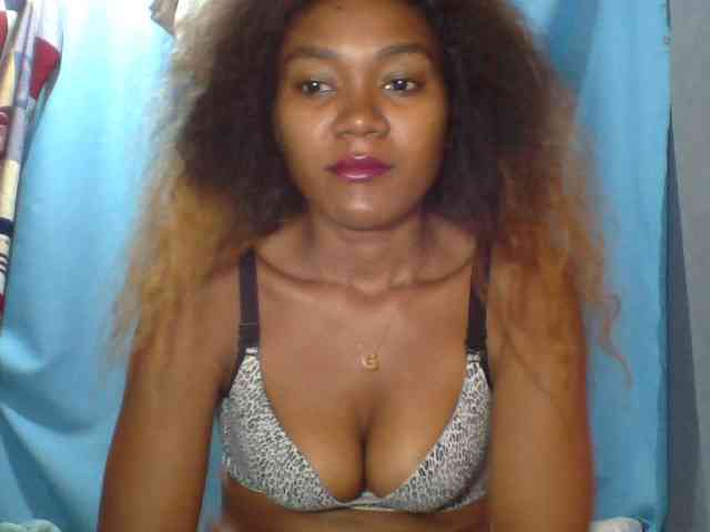 Tania6668 webcam