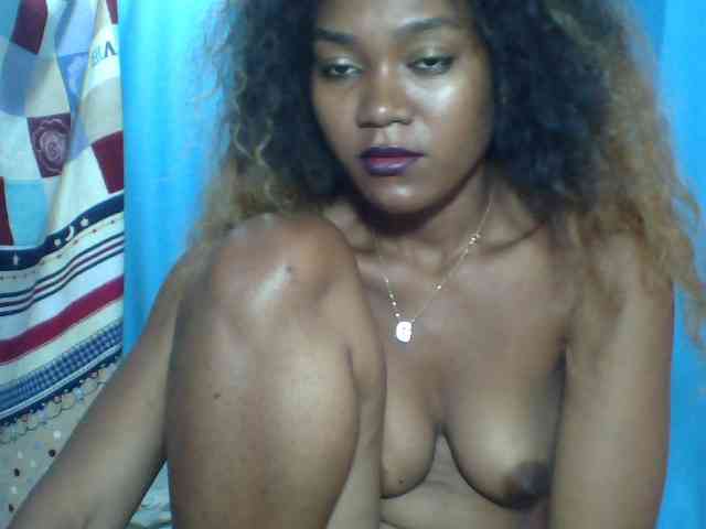 Tania6668 Live Webcam on BongaCams