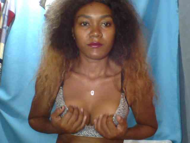 Tania6668 webcam