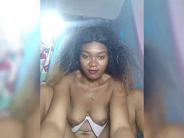 Tania6668 webcam