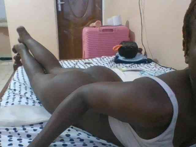 Model: Petitecutie
